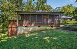 89 Silas King Street, Buford, GA 30518