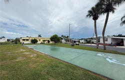 101 E SAINT LUCIA Loop, APOLLO BEACH, FL 33572