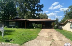 1319 E 22nd St, Texarkana, AR 71854