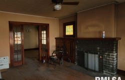 101 S 6TH Street, Murphysboro, IL 62966