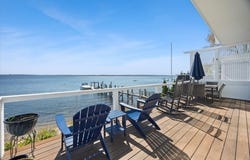 106 King Philip Ave, Bristol, RI 02809