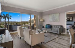 4750 N CENTRAL Avenue, Phoenix, AZ 85012