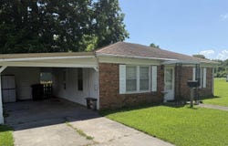 165 E Poplar St, Piggott, AR 72454