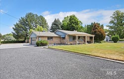 2111 Addison Ave E, Twin Falls, ID 83301