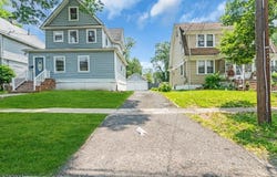 736 E 7Th St, Plainfield City, NJ 07062-1806