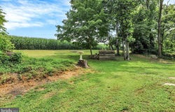 125 S CREEK ROAD, MILLERSVILLE, PA 17551