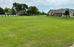 1606 Olive Drive, Aberdeen, SD 57401