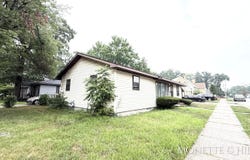 26 W Maplewood Avenue, Muskegon Heights, MI 49444