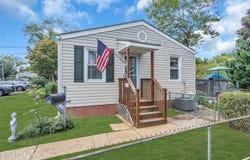 43 Barker Avenue, Shrewsbury Twp, NJ 07724