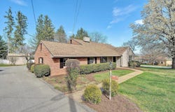 2240 Pommel Dr, Roanoke, VA 24018