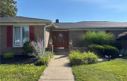 403 Hillcrest Drive NE, New Philadelphia, OH 44663