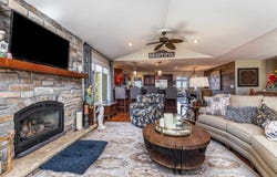 8508 Wildlife, Dubuque, IA 52003