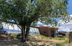 97 Calle Conejo, Arroyo Hondo, NM 87513
