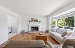 176 Brighthurst Drive, Chesterfield, MO 63005