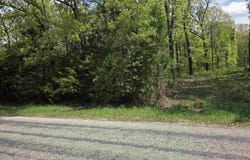 704 E Moonstone Boulevard, Horseshoe Bend, AR 72512
