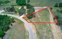 534 Ferguson LOOP, Dale, TX 78616