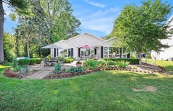 15666 Connelly Avenue, Spring Lake, MI 49456