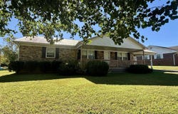 128 Ferguson Street, Burkesville, KY 42717