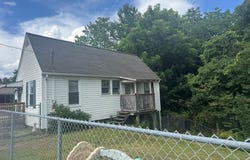 1501 Harper Rd, BECKLEY, WV 25801
