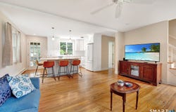 17 Willard Street, Old Saybrook, CT 06475