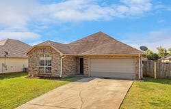 5214 GAYLE LANE, BESSEMER, AL 35023