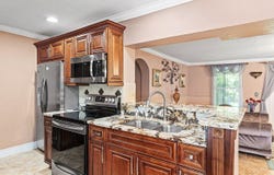 5151 NE 8th Avenue, Deerfield Beach, FL 33064