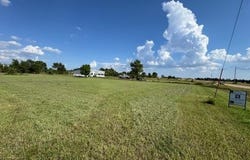 21900 S Rayl Rd, Haven, KS 67543