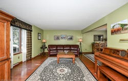 8424 N Bluff Drive, Broadview Heights, OH 44147