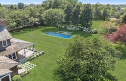 53 Matthews Lane, Bridgehampton, NY 11932