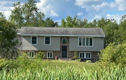 123 Stairs Rd, Amsterdam, NY 12010