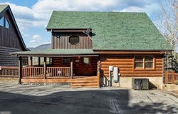 1308 Timberwolf Way, Sevierville, TN 37876