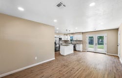 708 SW Arbuckle Ave, Lawton, OK 73501-8218