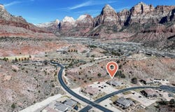 108 Trapper CIR, Springdale, UT 84767