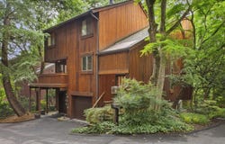 5211 MACARTHUR TERRACE NW, WASHINGTON, DC 20016