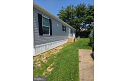 6136 CLEARVIEW AVENUE, BENSALEM, PA 19020
