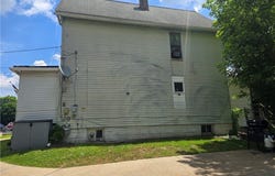 549 W Wayne St, City of But SW, PA 16001
