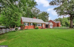 3304 CHATHAM ROAD, HYATTSVILLE, MD 20783