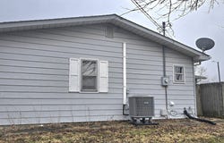 10671 E State Road 7, Columbus, IN 47203