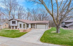 112117 Haering Circle, Chaska, MN 55318