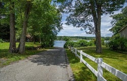 48 Lakeshore Dr, Norfolk, MA 02056