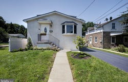 411 ROBERTS AVENUE, CONSHOHOCKEN, PA 19428