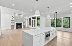 3875 Rose Avenue, Springfield, MO 65803