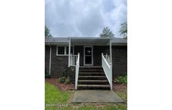 3707 Sand Clay Road, Kinston, NC 28504