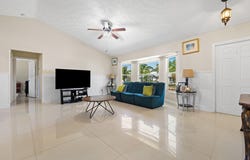 932 SE Damask Avenue, Port Saint Lucie, FL 34983