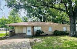 1506 Scenic, Longview, TX 75604