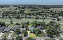 310 Navajo Trail, Gainesville, TX 76240