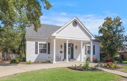 303 Duperier Avenue, New Iberia, LA 70563