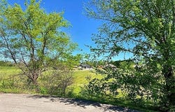 17530 W Tray Road, Tahlequah, OK 74464