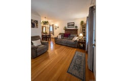 5 Harry Howard Avenue, Hudson, NY 12788