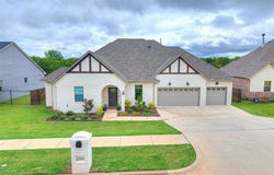 2500 Rumble Lane, Edmond, OK 73034